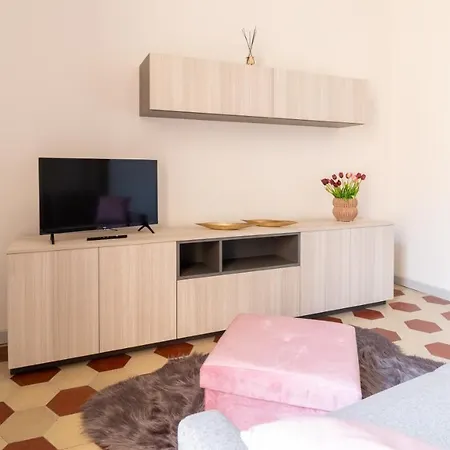Sardinianworld - Xenia Boutique Apartment Oristano