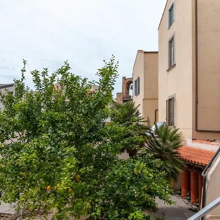 Xenia Boutique House Garibaldi 奥里斯塔诺