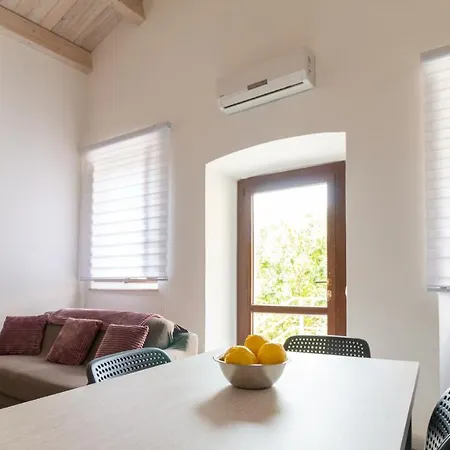 Xenia Boutique House Garibaldi Apartmán