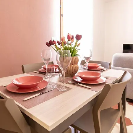Sardinianworld - Xenia Boutique Apartament Oristano