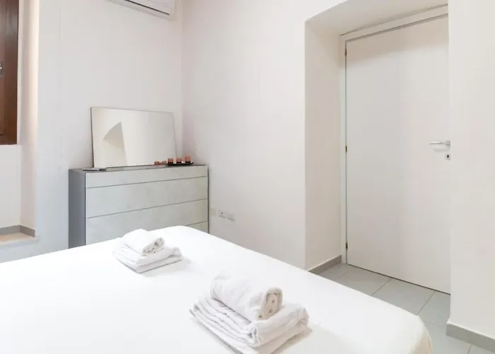 Xenia Boutique House Garibaldi * 奥里斯塔诺