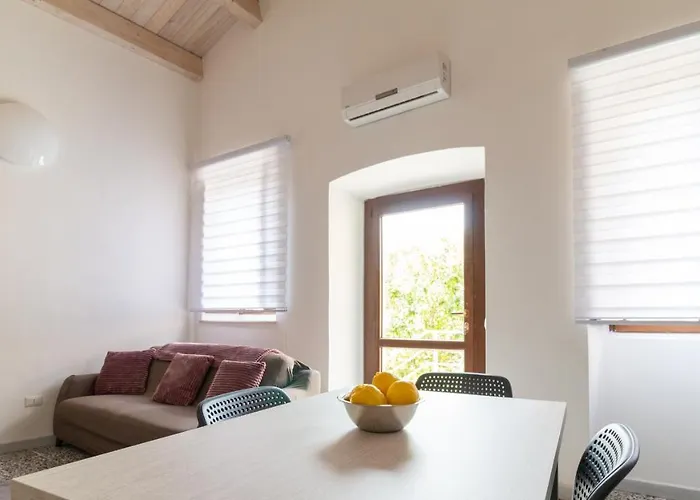 Xenia Boutique House Garibaldi 公寓